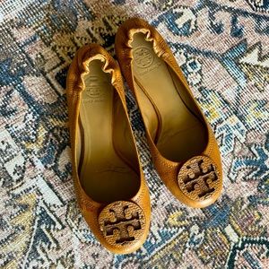 Tory Burch Flats 8.5